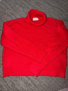 Lili Sidonio Women’s Red Turtleneck Sweater